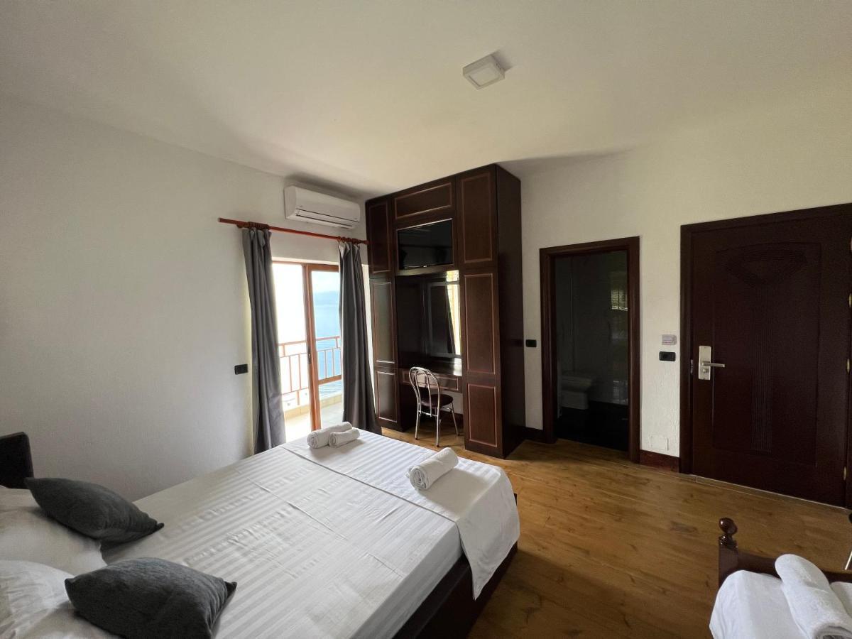 Hotel Victoria Memlishte Extérieur photo