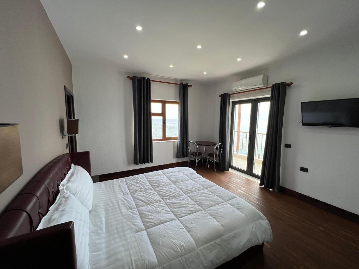 Hotel Victoria Memlishte Extérieur photo