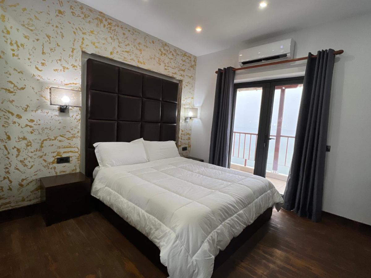 Hotel Victoria Memlishte Extérieur photo