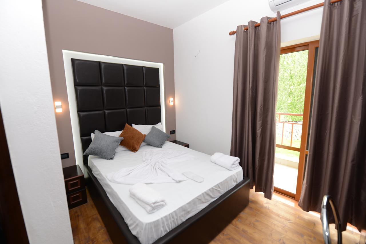Hotel Victoria Memlishte Extérieur photo